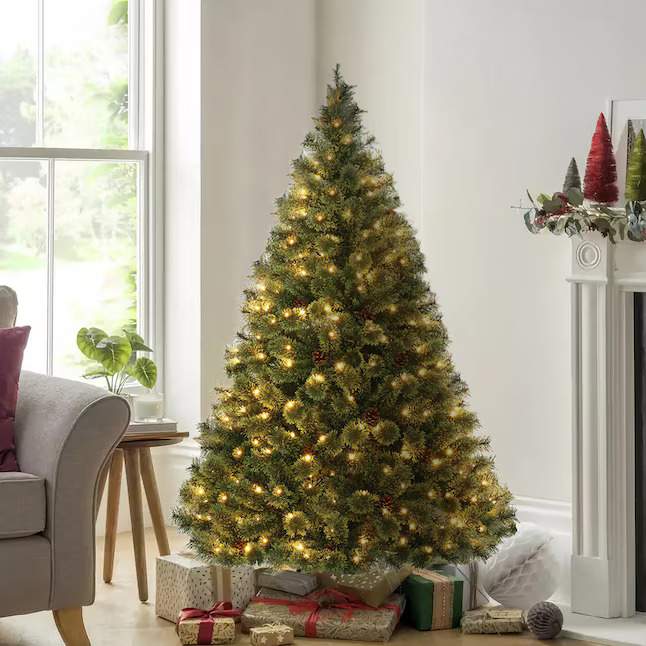 Pohon Natal Tinggi 2,5 hingga 3 Meter