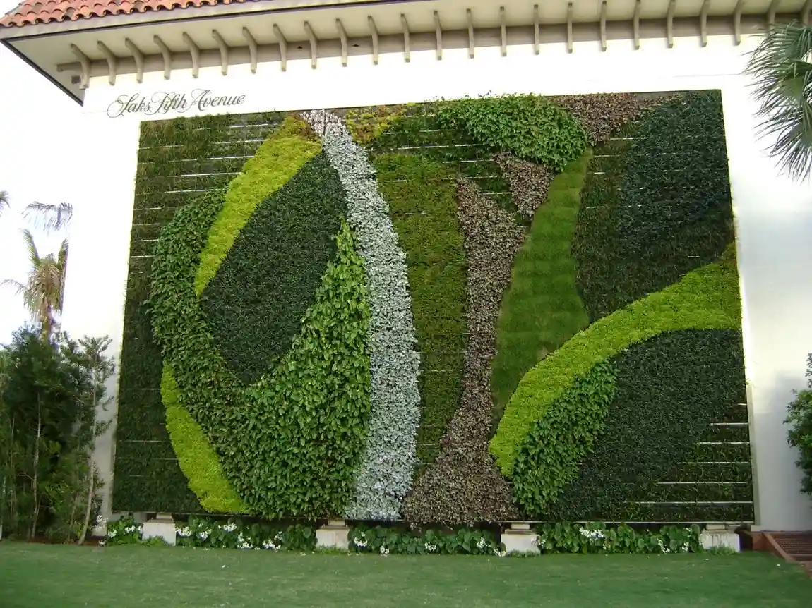 Vertical garden dan green wall
