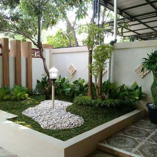 Taman simpel modern Kediri untuk halaman rumah